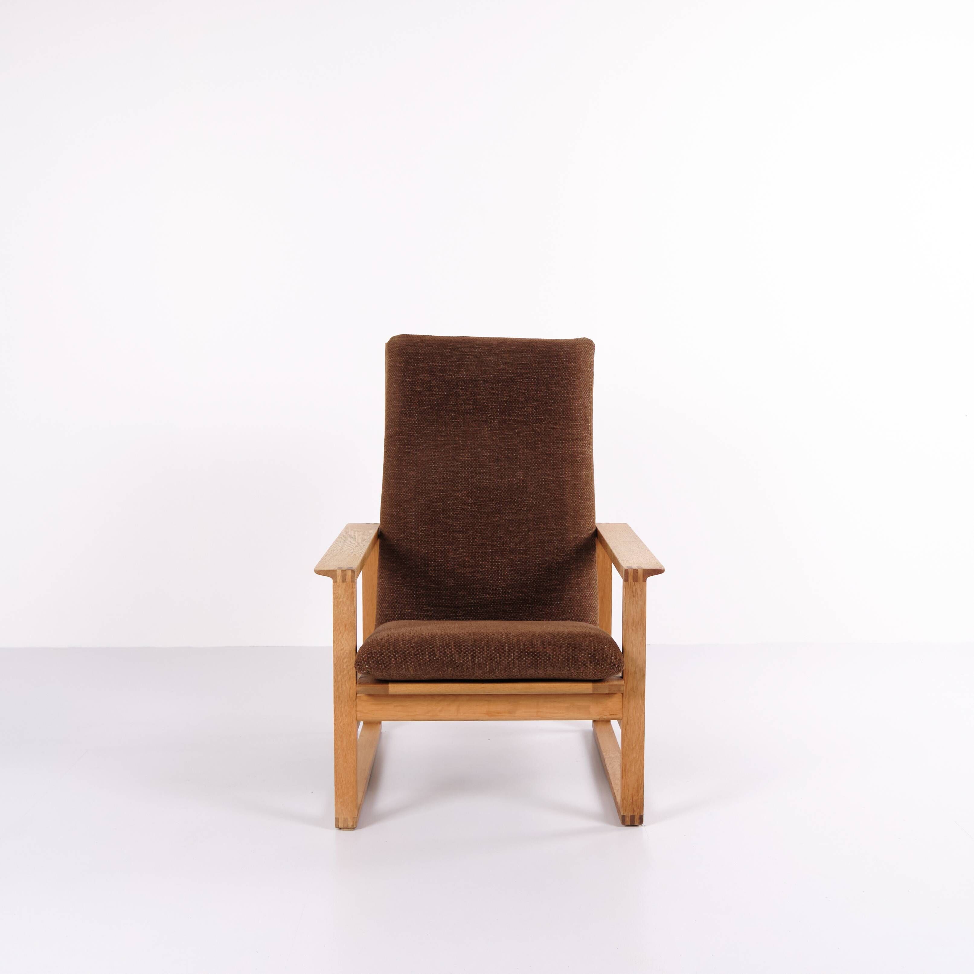 The Sled Chair - Model BM2254 - Oak - Brown cushions - Børge Mogensen - Fredericia Chair Factory