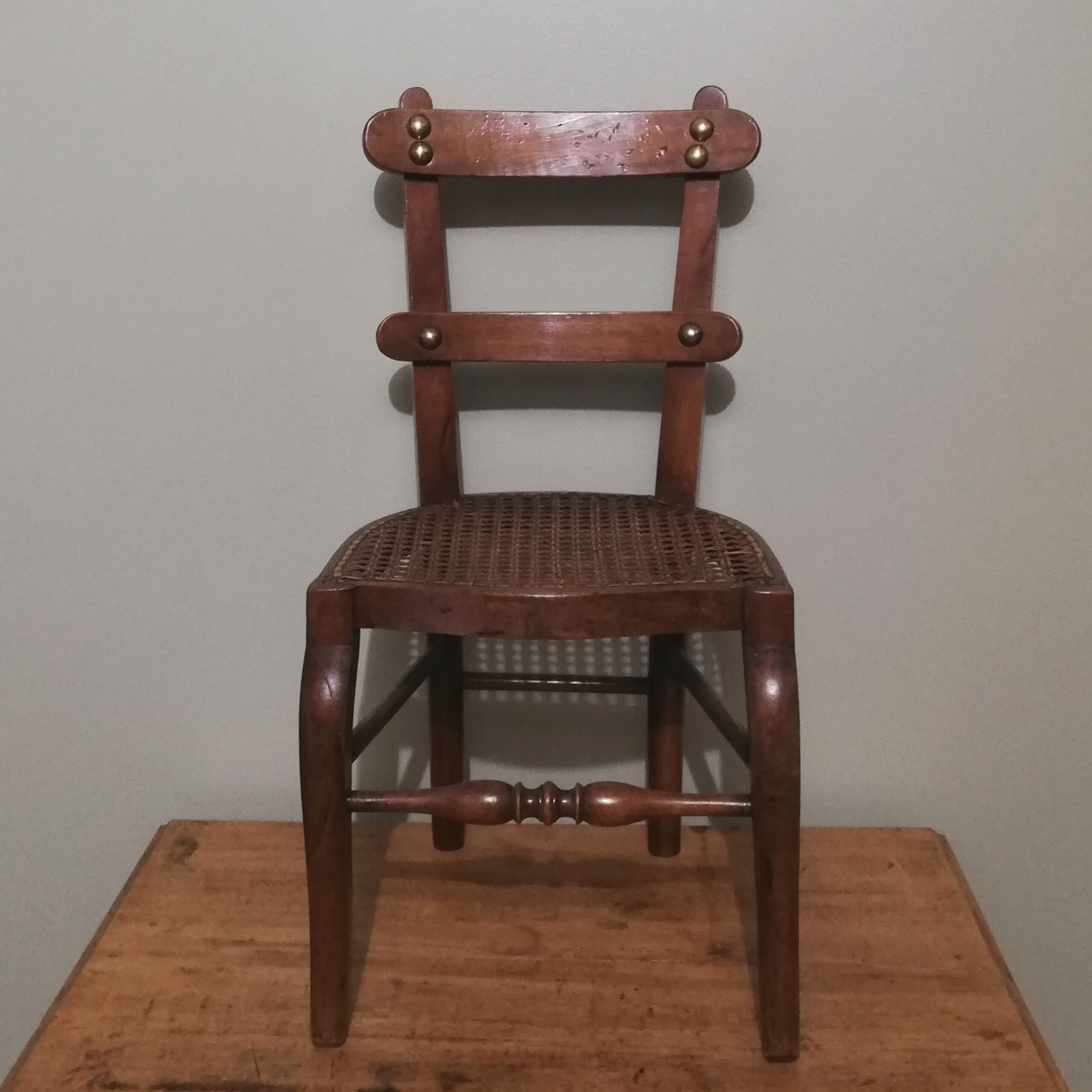 Children's canned chair