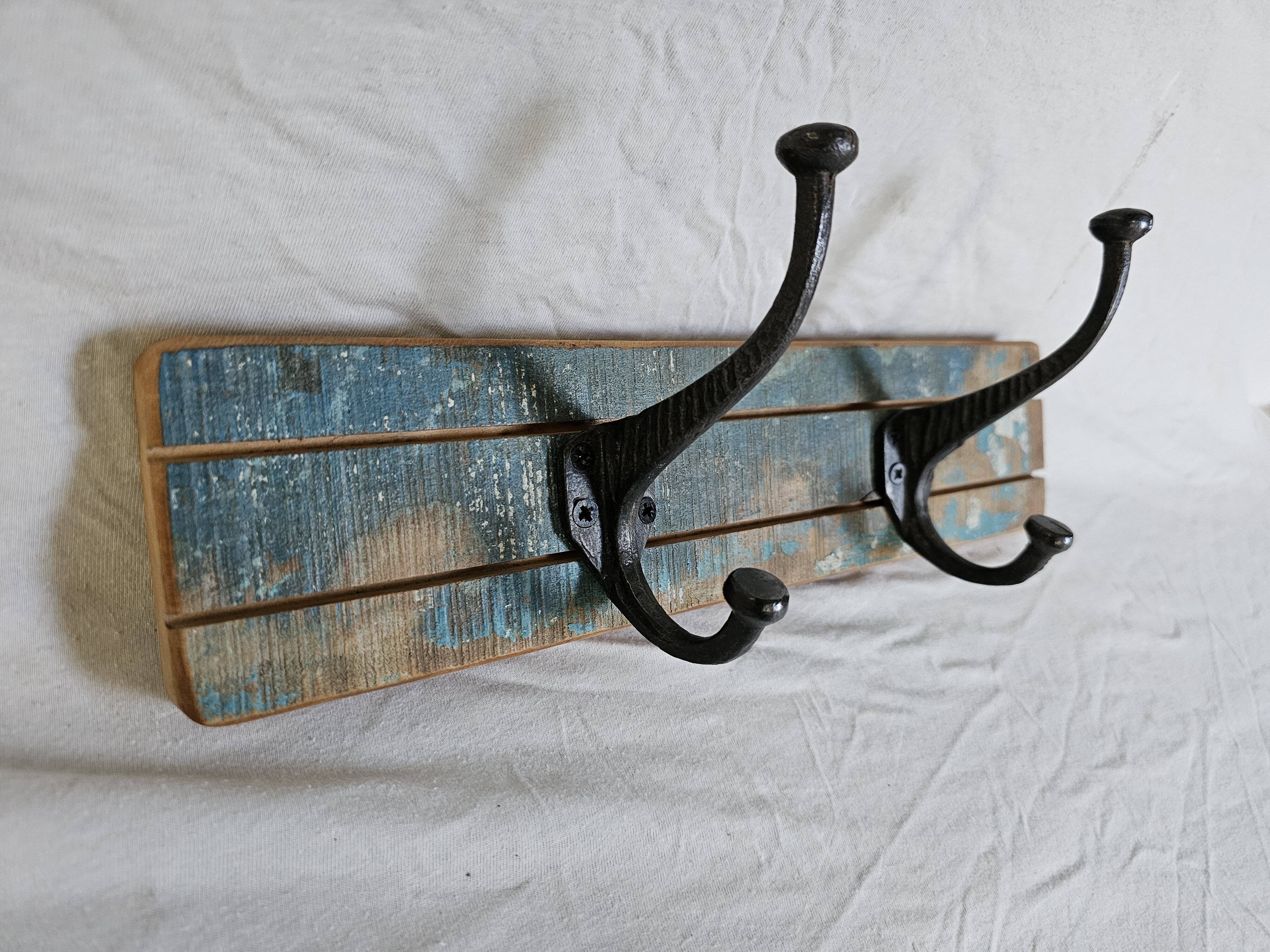 Solid teak coat hook with 2 double cast iron hooks