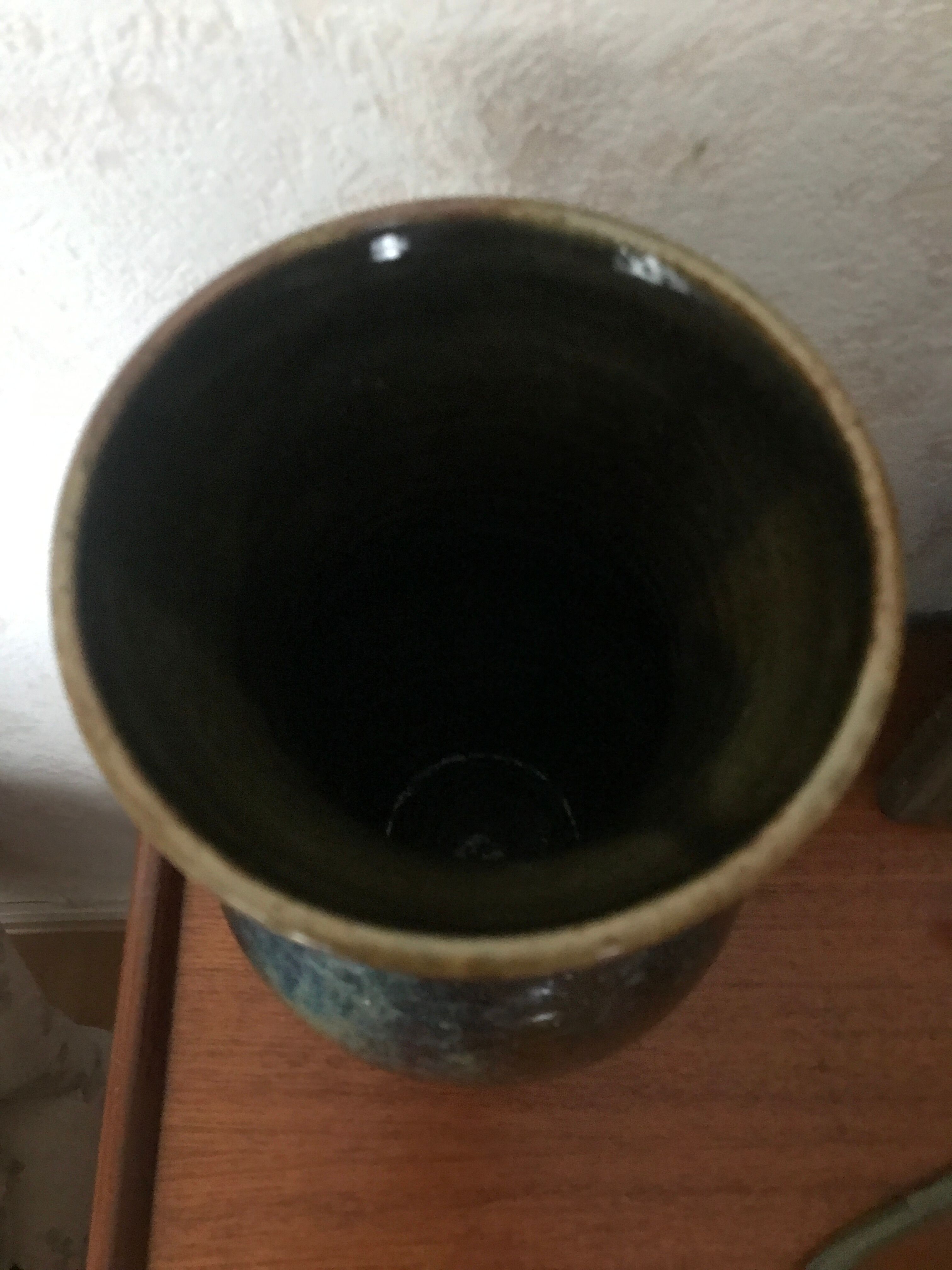 Vase in enamelled earthenware sandstone