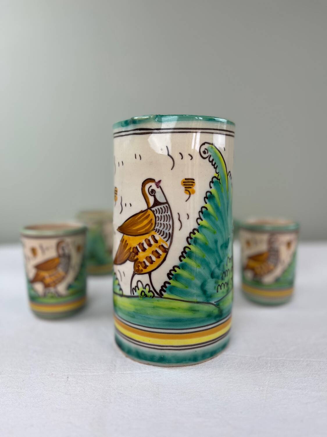 Decorated ceramic tableware