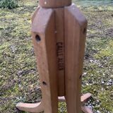 Baumann parrot coat rack