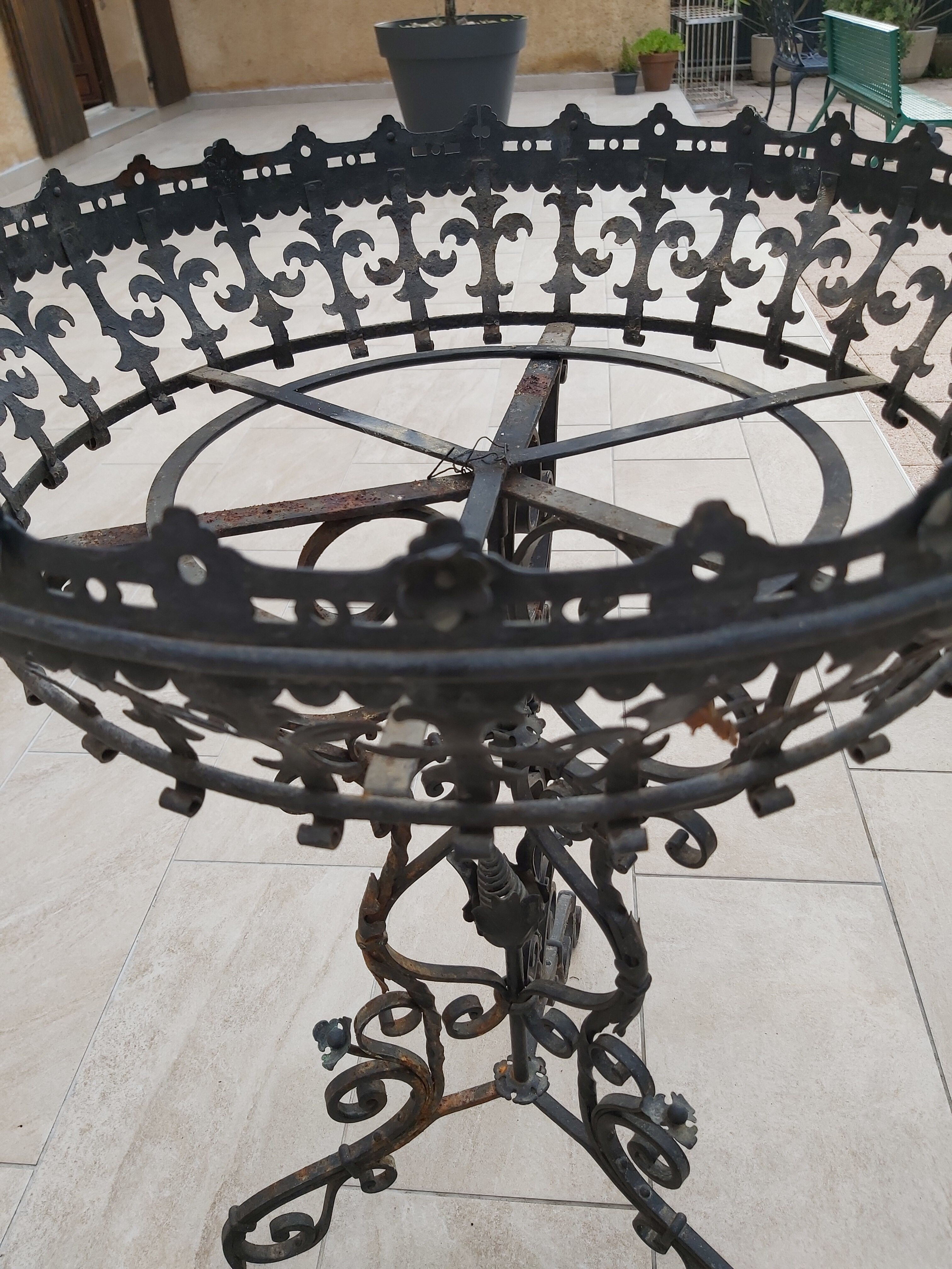 19th-century iron planter