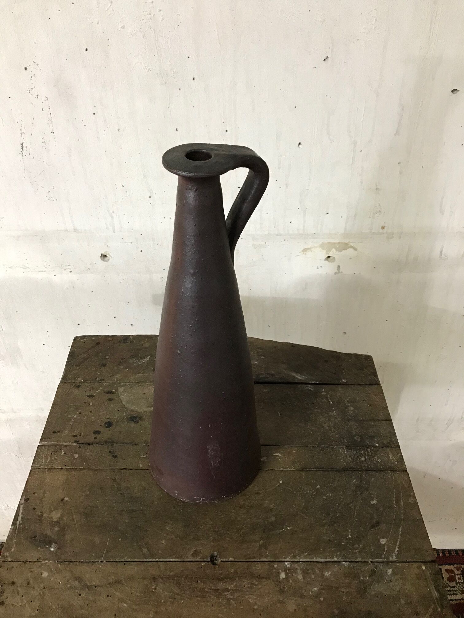 Sandstone pitcher