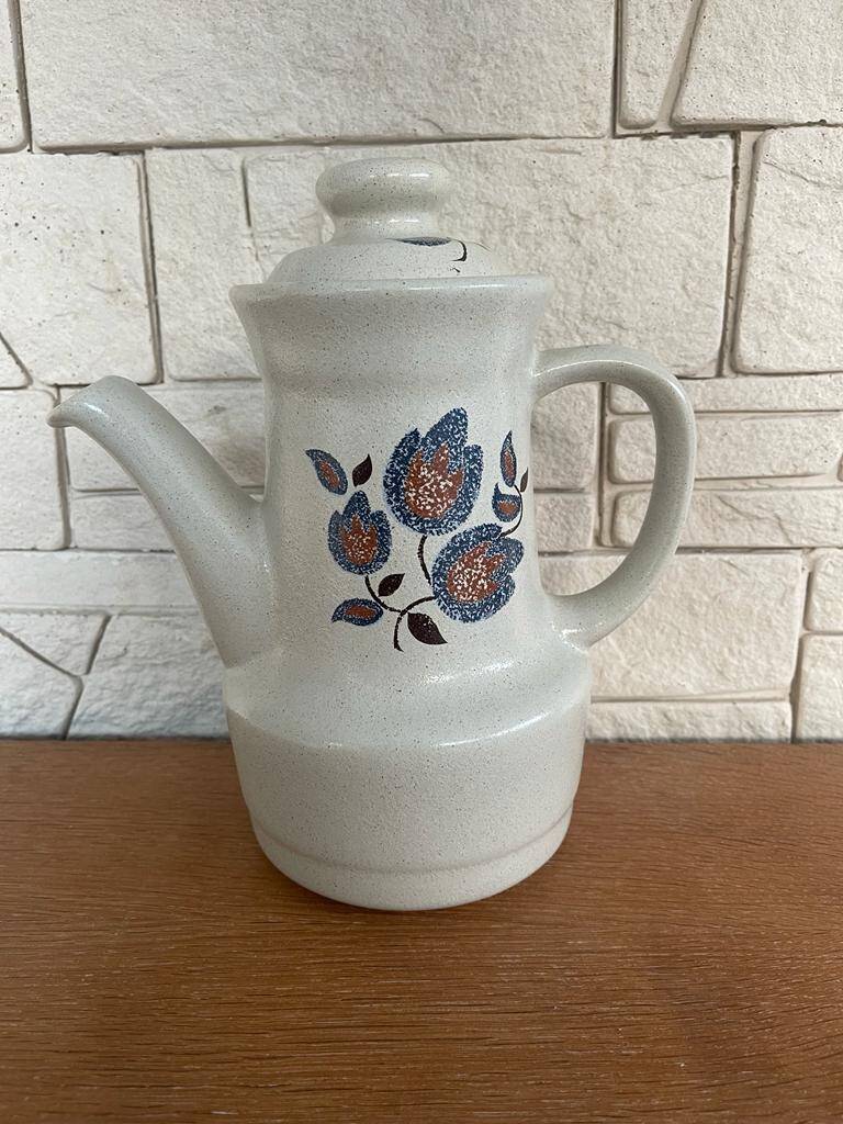 Saint Amand enameled stoneware coffee maker, Sologne decor