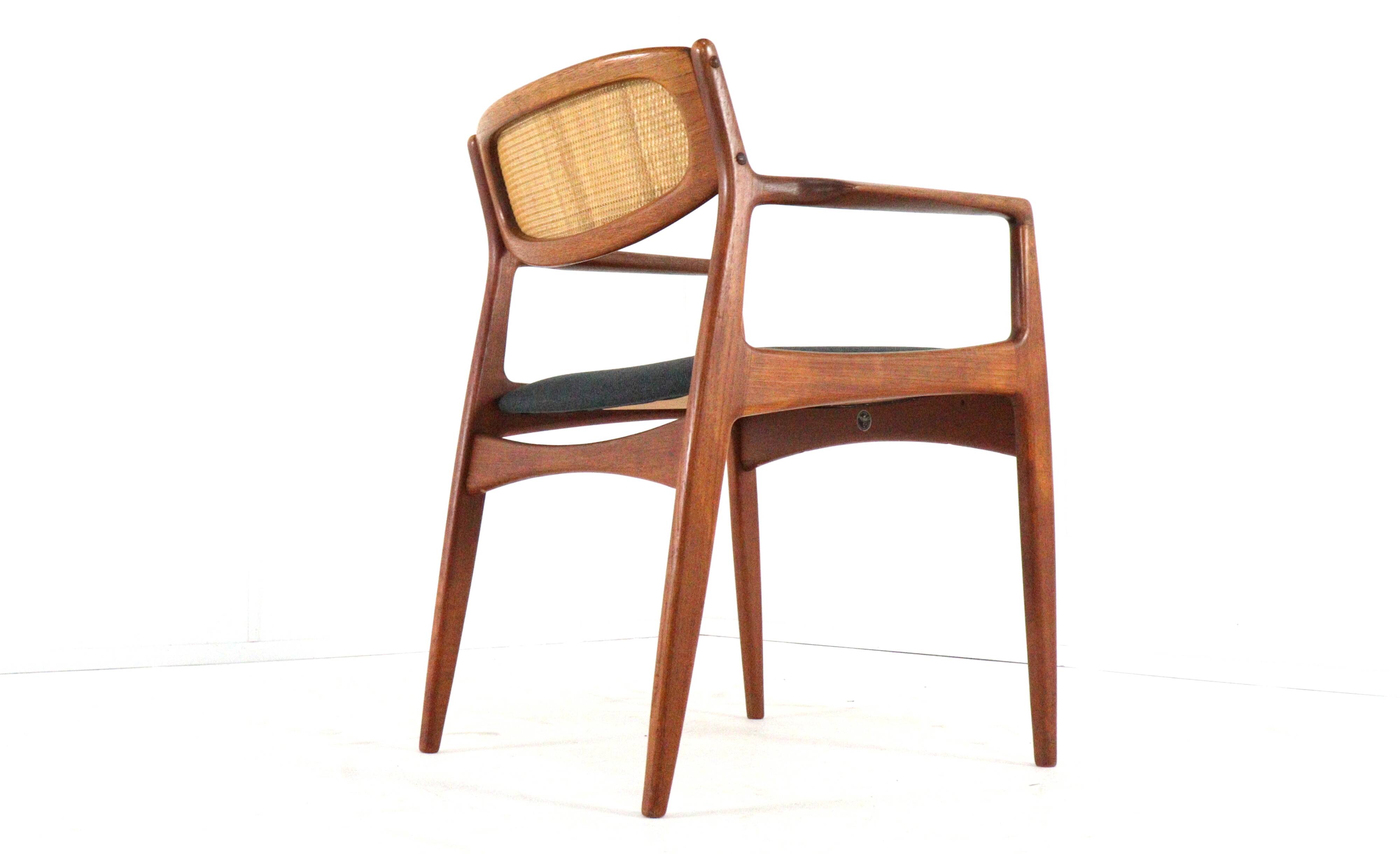 IB Kofod Larsen for Christian Linneberg's chair danish design