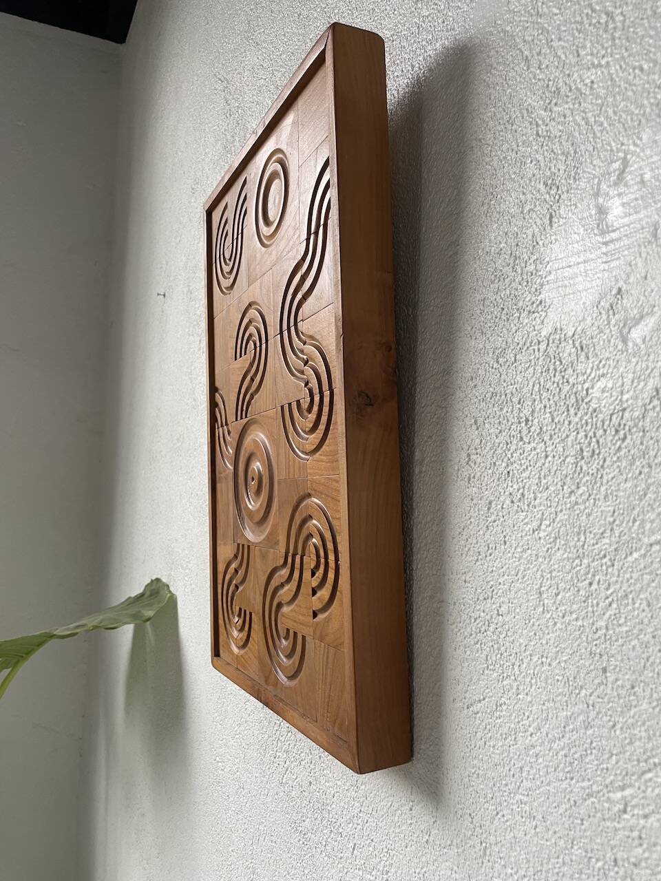 Bas relief cadre bois sculpté
