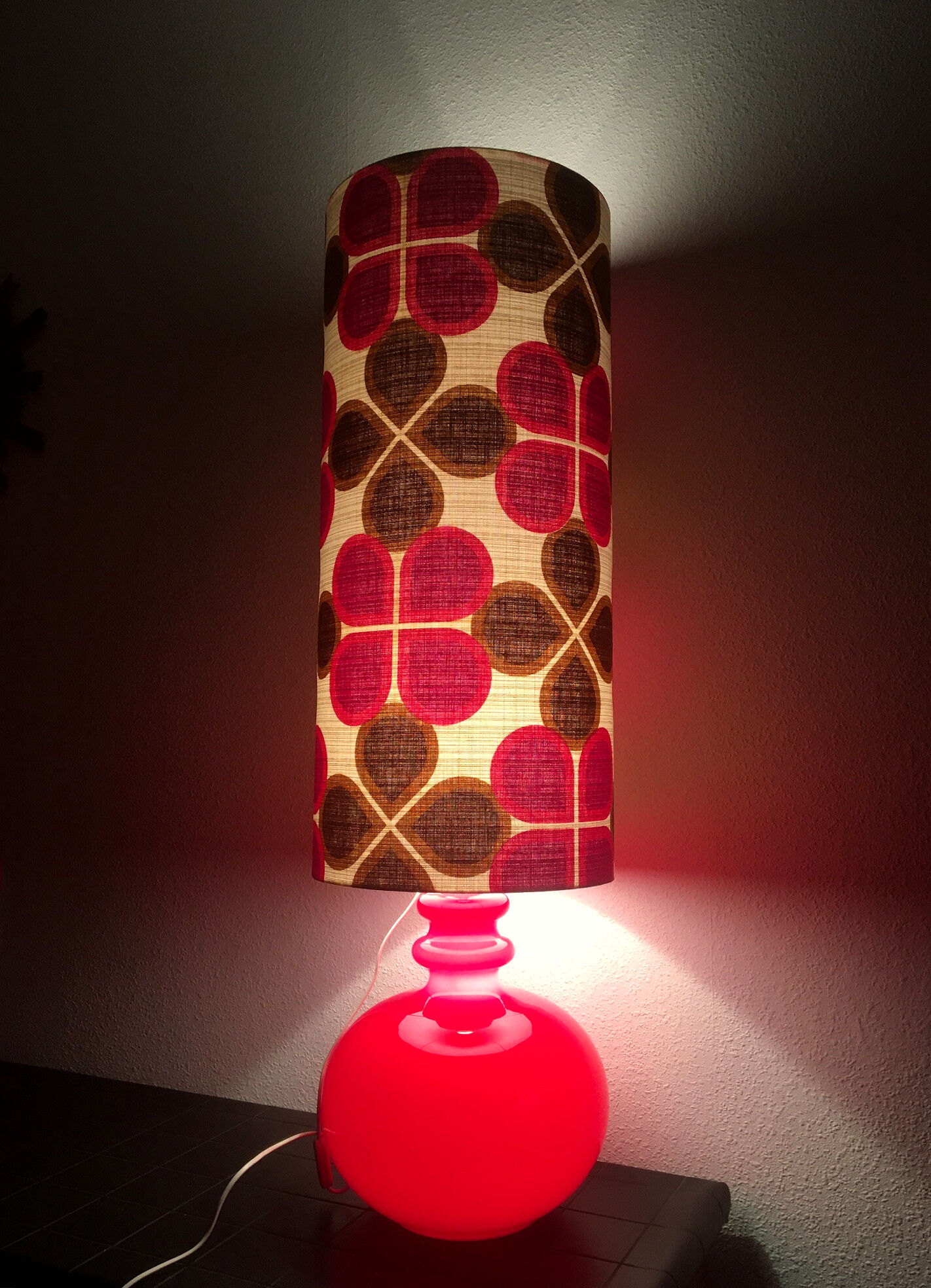 Cordoba floor lamp - red opaline 70s - vintage fabric