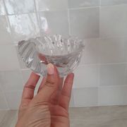 Shell-shaped glass pocket tray