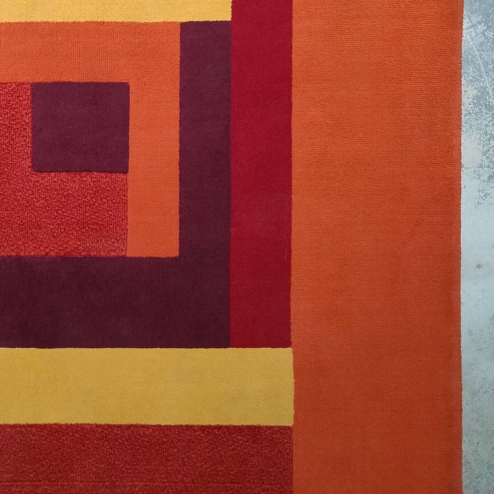 1970s Stunning Geometric Space Age Rug in Wool. Made in Italy