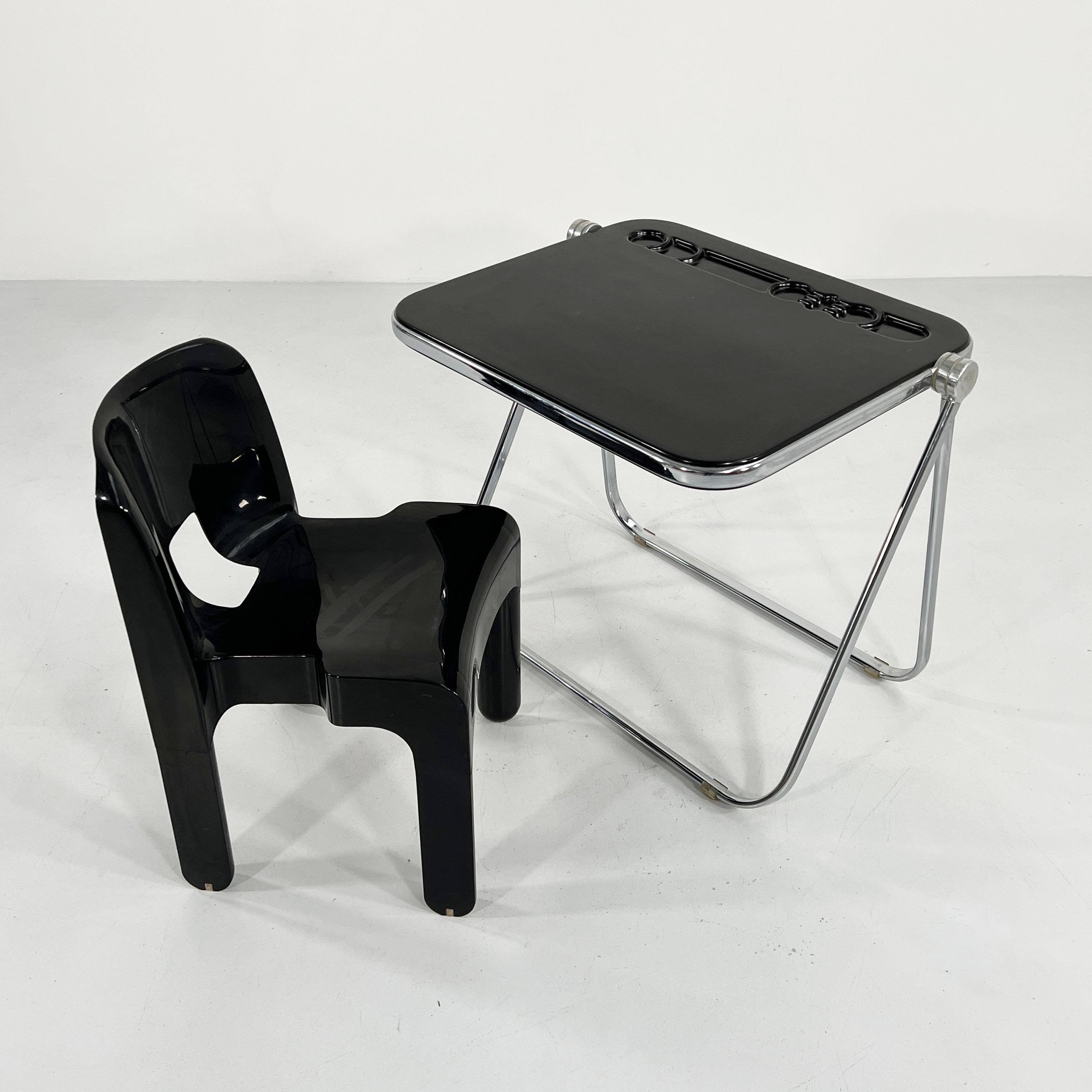 Black Plato foldable desk by Giancarlo Piretti for Anonima Castelli 1970