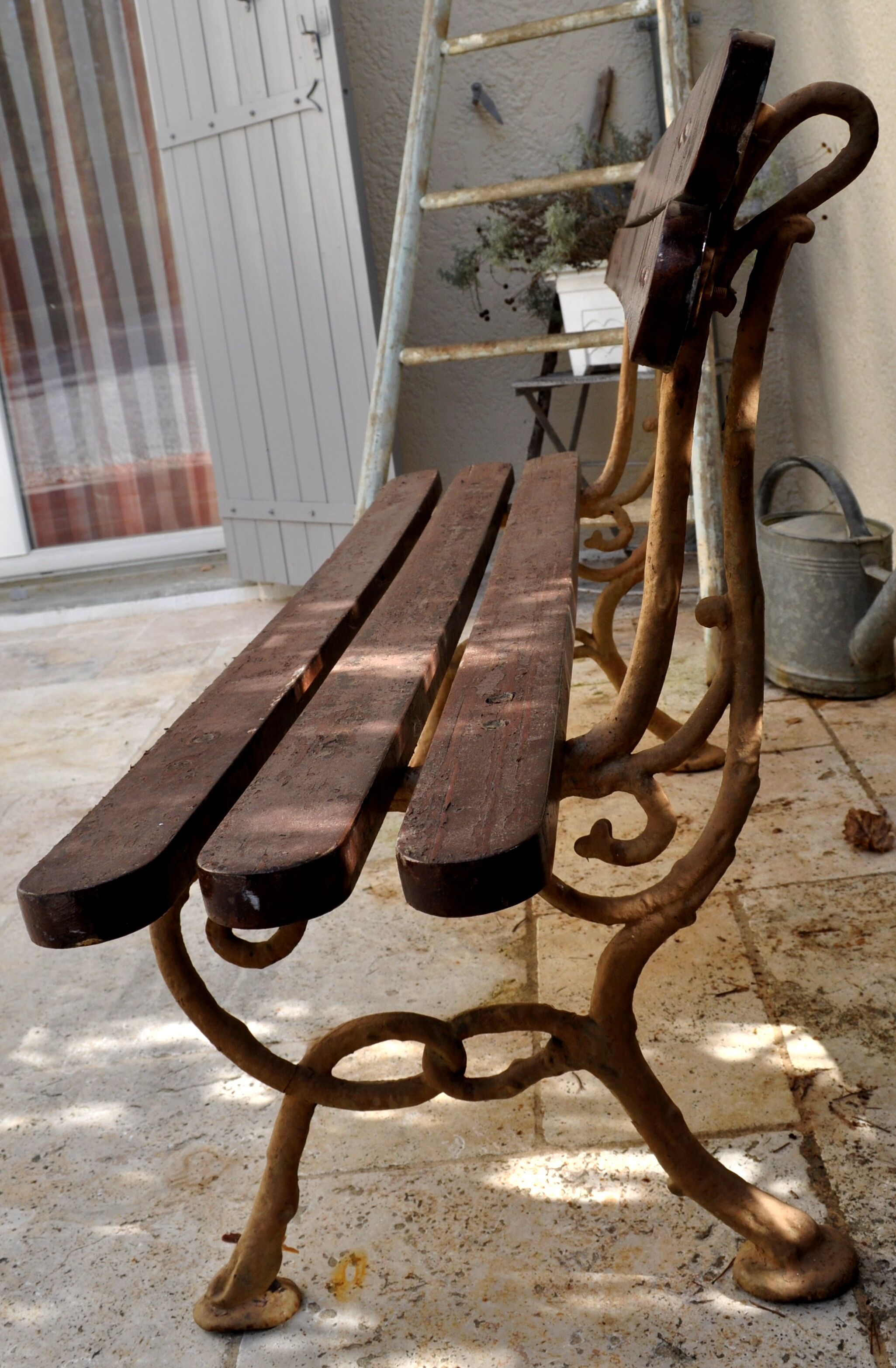 Art nouveau bench