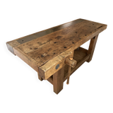 Carpenter's workbench