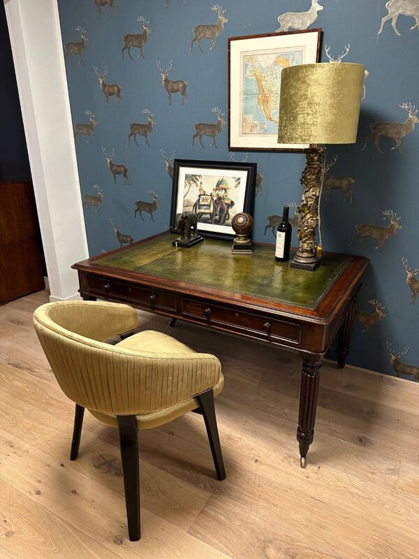 Table à écrire ancienne