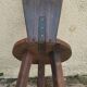 Chaise tripode brutaliste