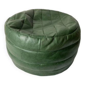 Vintage pouf