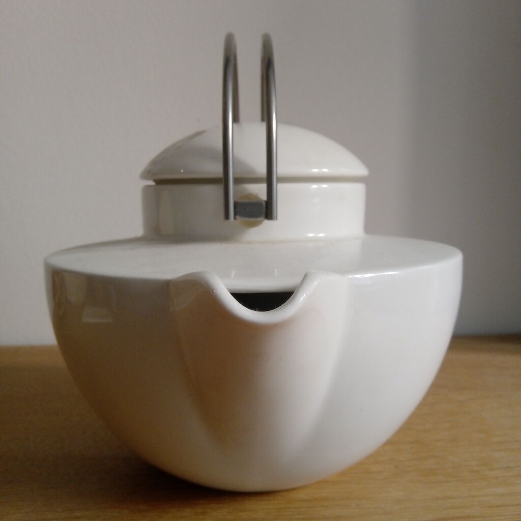 Arabia Finland teapot