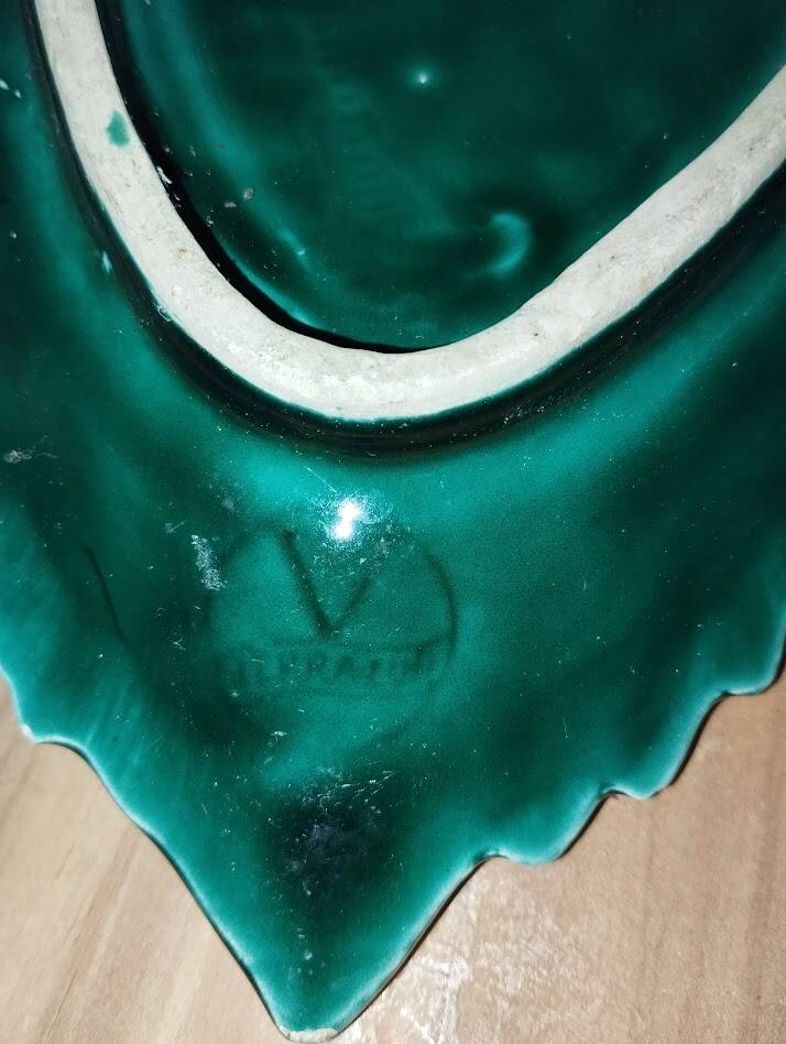 Charming ceramic dish in the shape of a leaf, signed Vallauris, in