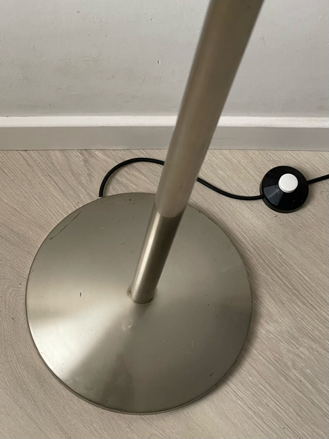 Valenti & C. , Milano 1960’s Vintage Mid Century Modern Italian Floor Lamp