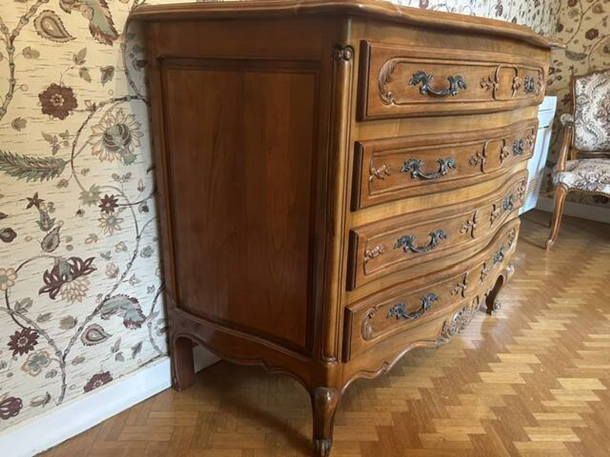 Commode style régence Louis XIV merisier