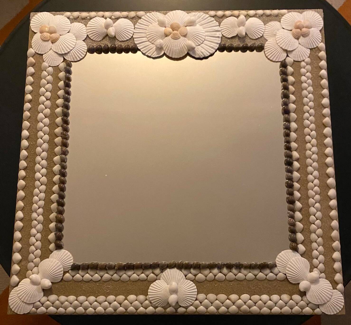 Mirror 2 wood & shells