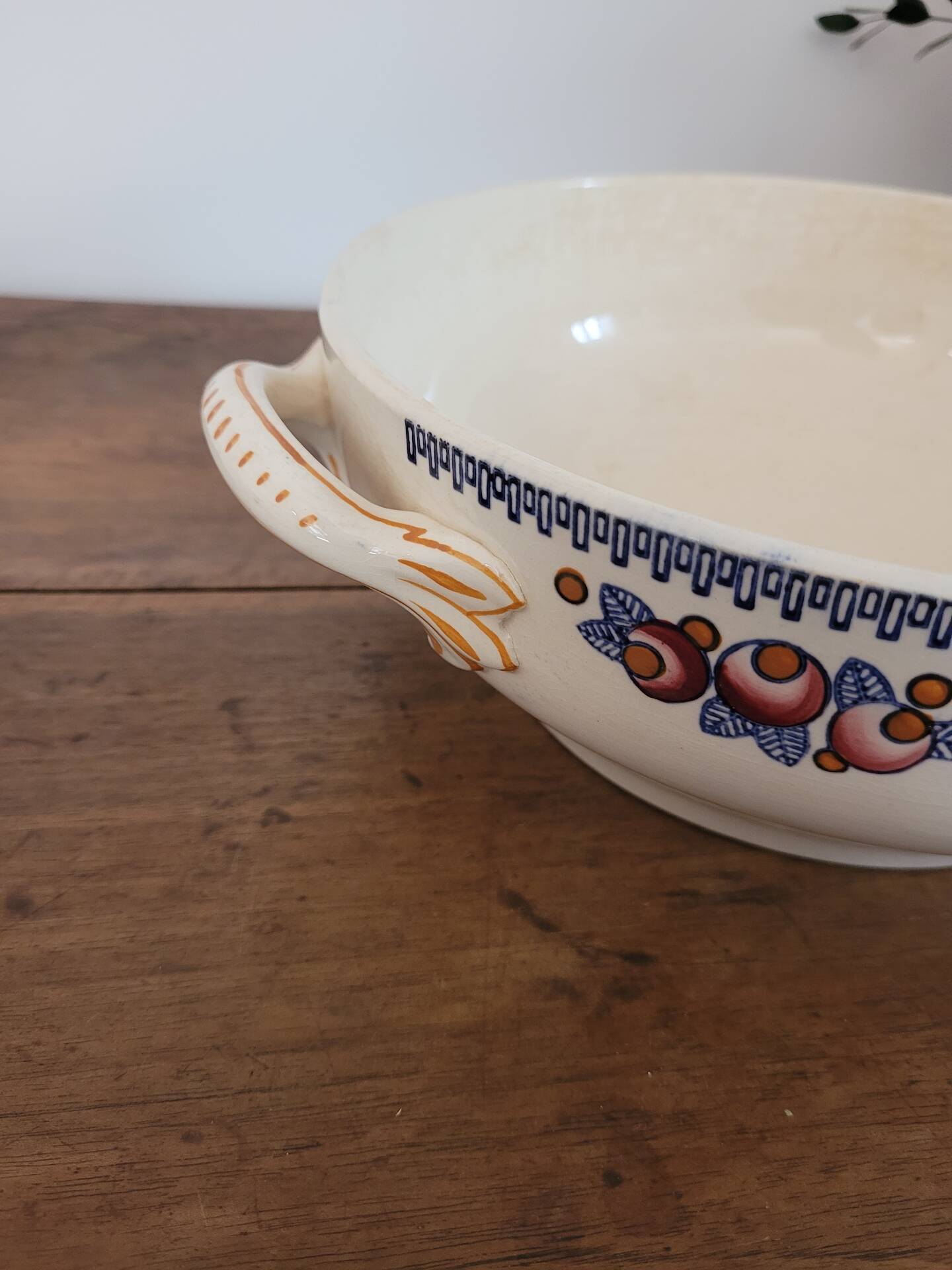 Fontenay soup tureen from Longwy