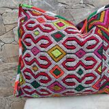 Magnifique coussin Kilim berbère vintage du Maroc