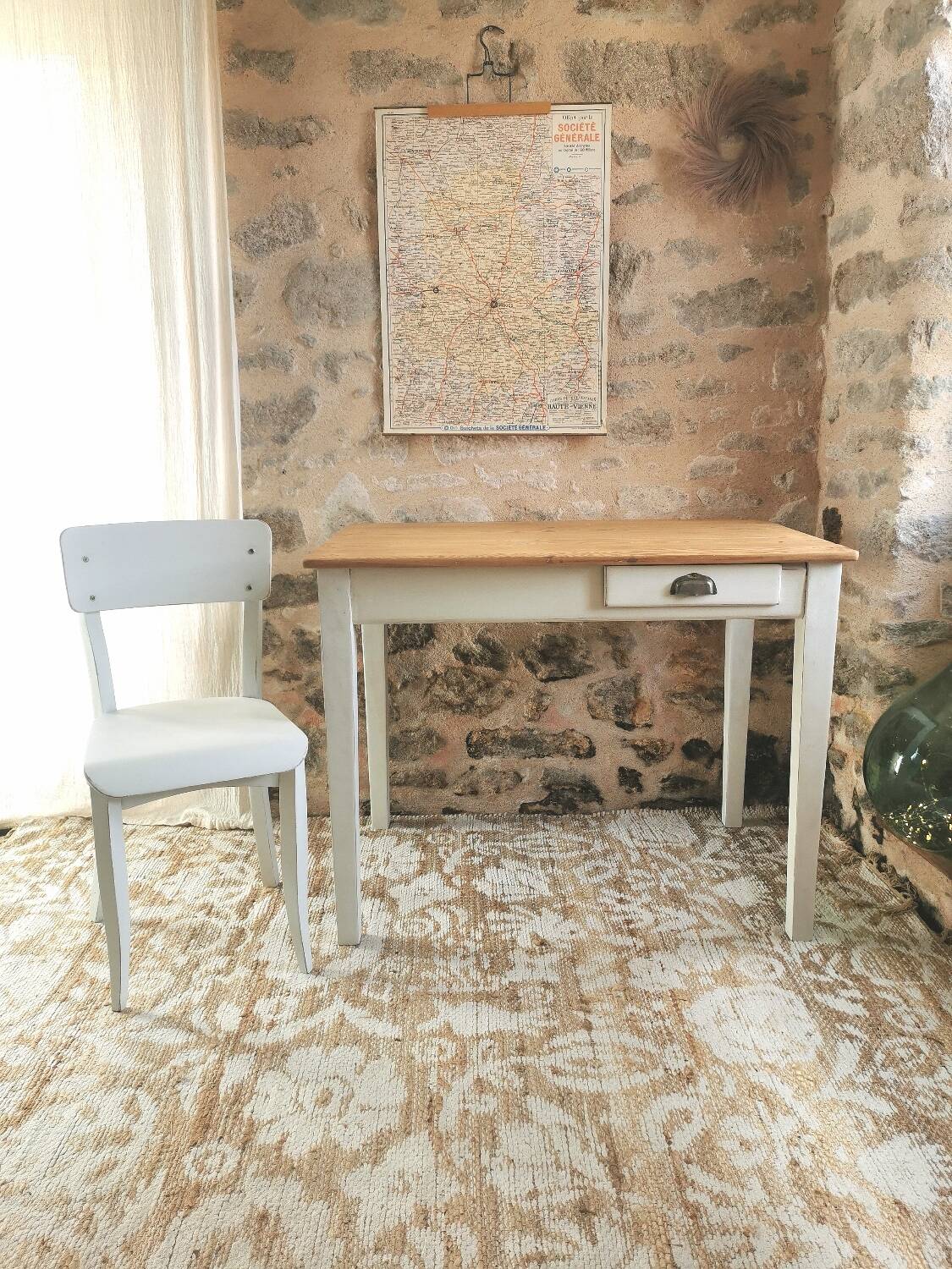 Small table, desk and its patinated chair