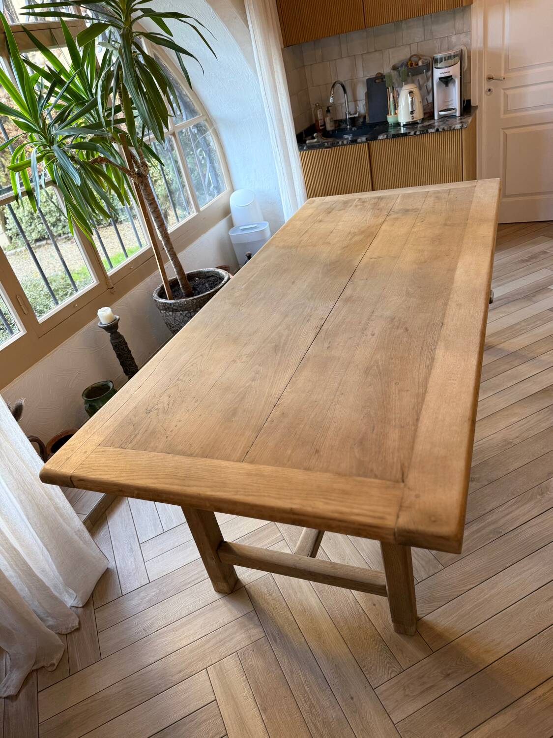 Solid wood farmhouse table with 2 extensions