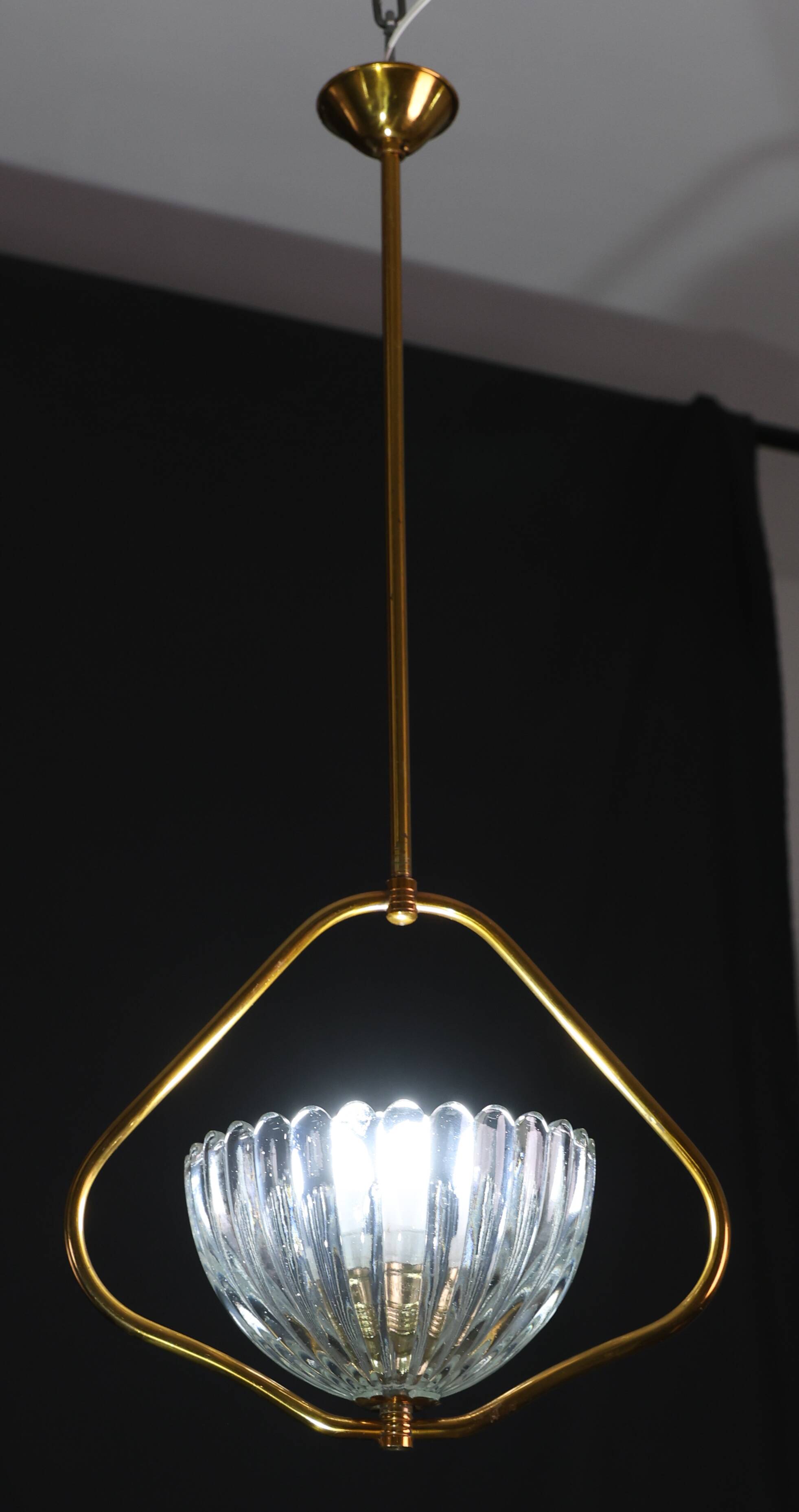 Art Decò Barovier e Toso Murano Glass and Brass Pendant Light, 1950