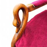 Paire de fauteuils anciens accoudoirs têtes de cygnes