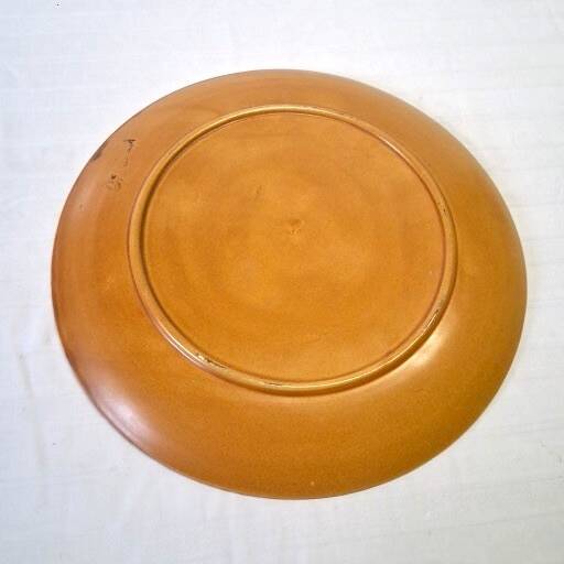 Brown ceramic oyster serving dish in good condition