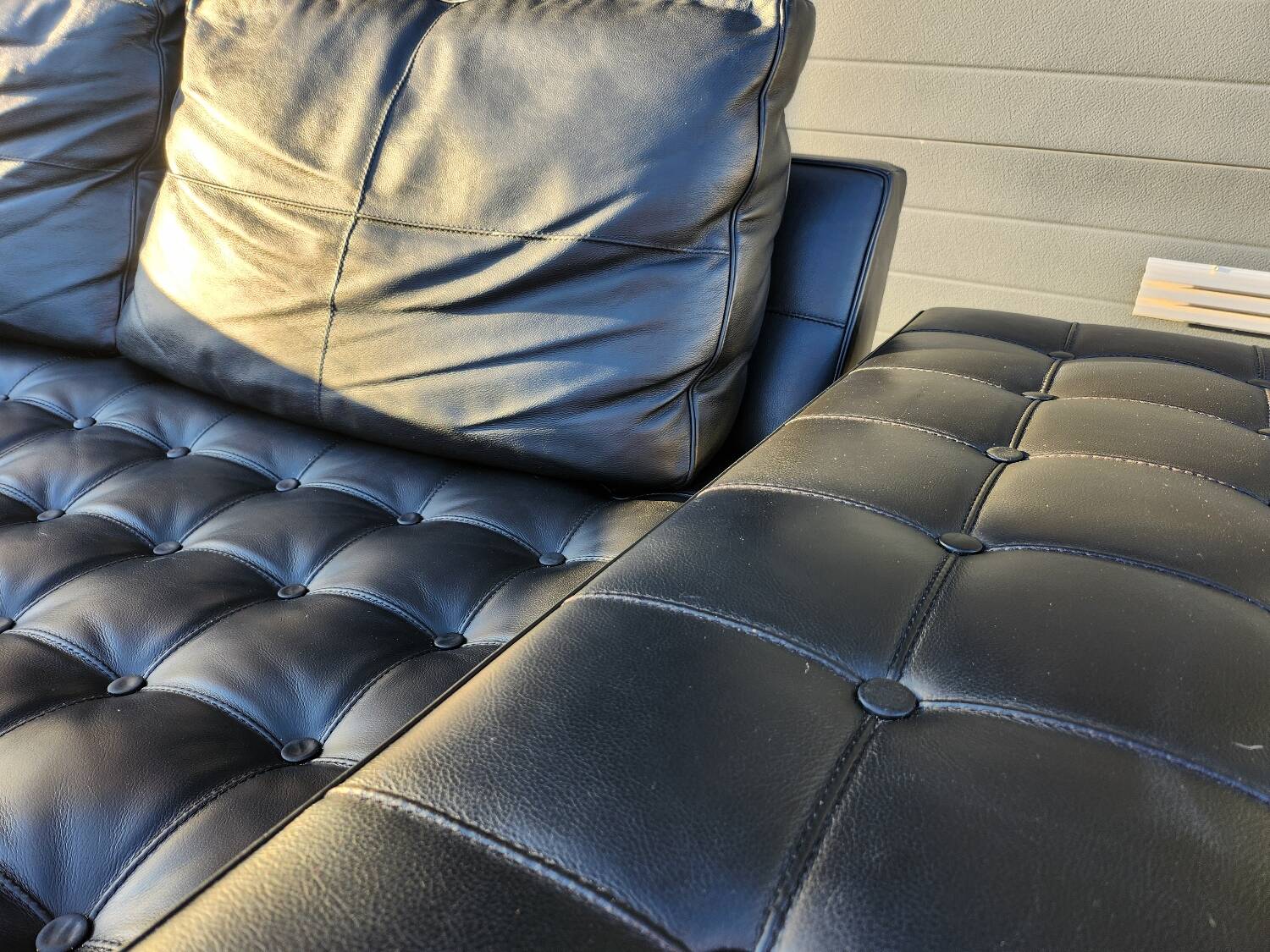 Cassina - Prive sofa by Philippe Starck