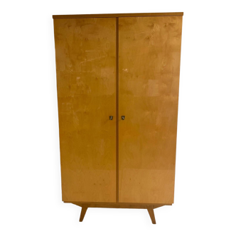 Armoire vintage pieds compas