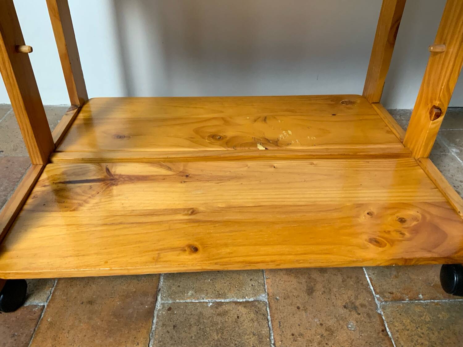 Vintage dessert table