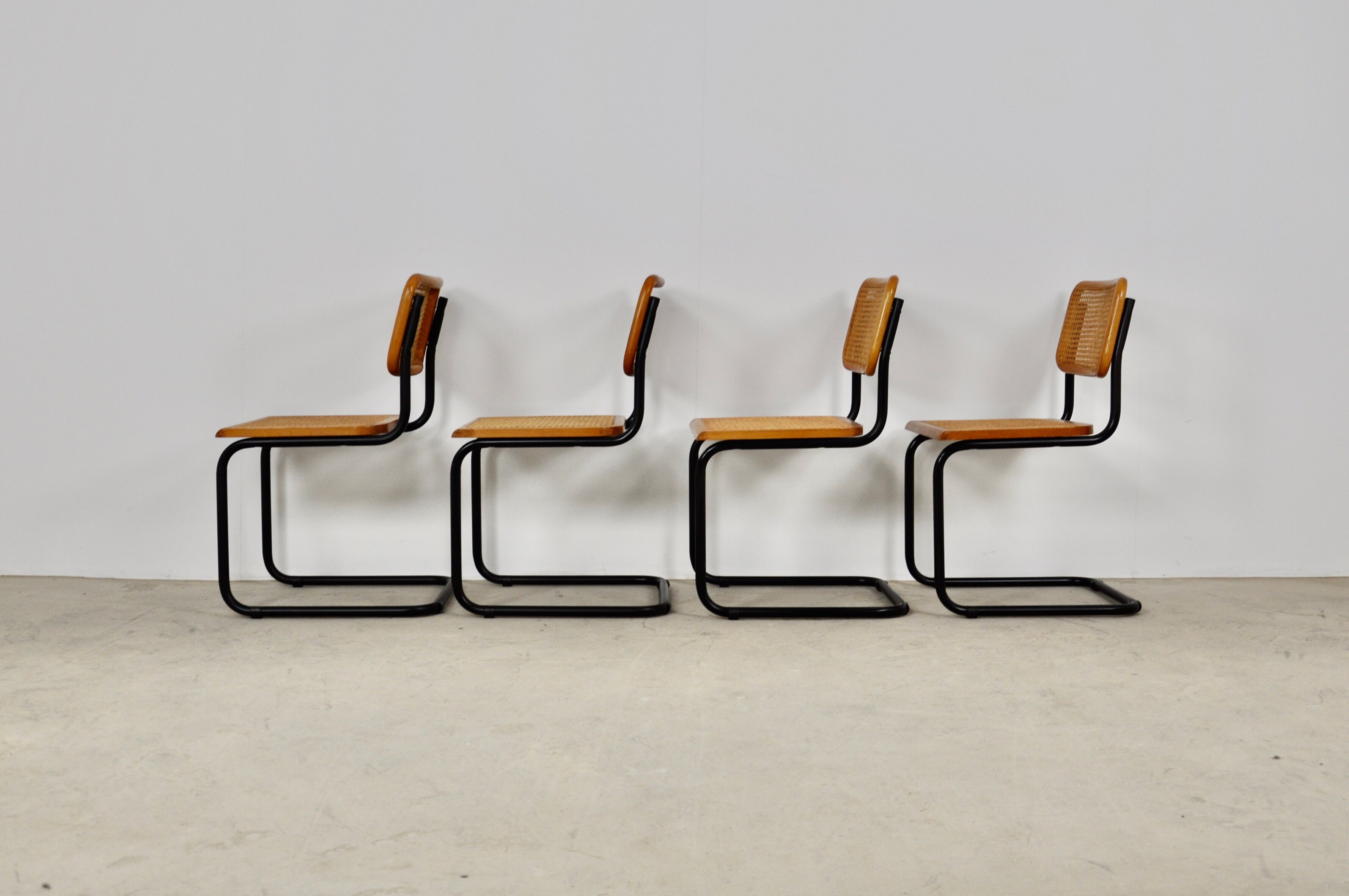 Dinning chairs B32 By Marcel Breuer