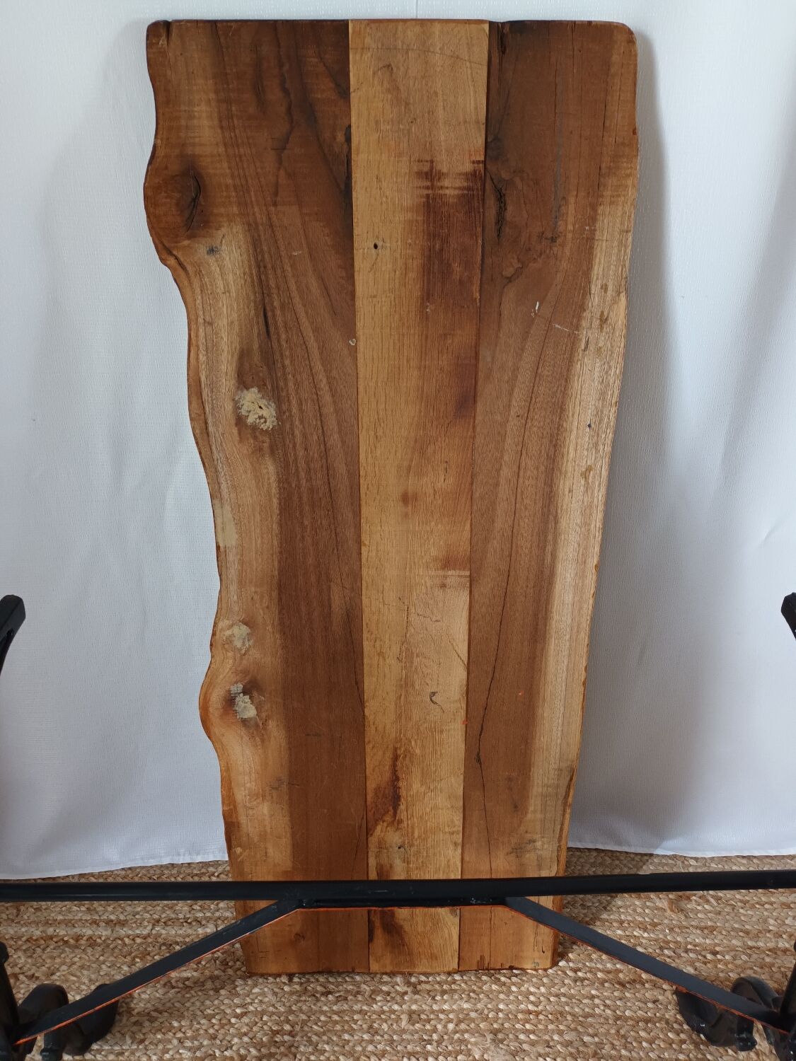 Table bistrot vintage plateau brutaliste noyer