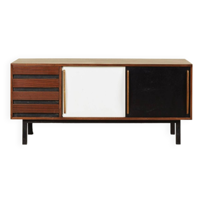 Charlotte Perriand enfilade Cansado