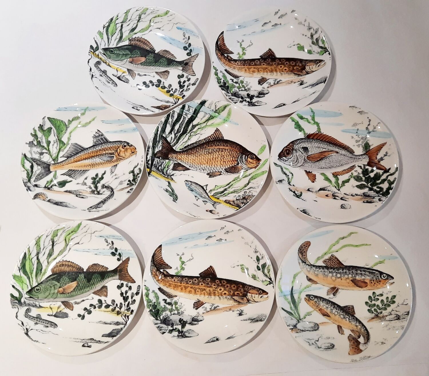 Fish plates Gien