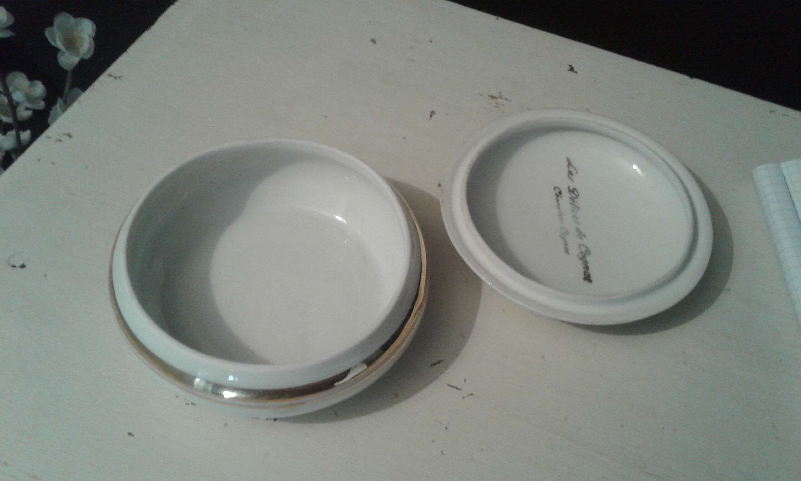 Limoges porcelain candy. golden decors