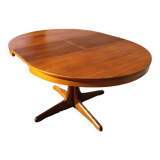 Baumann teak table
