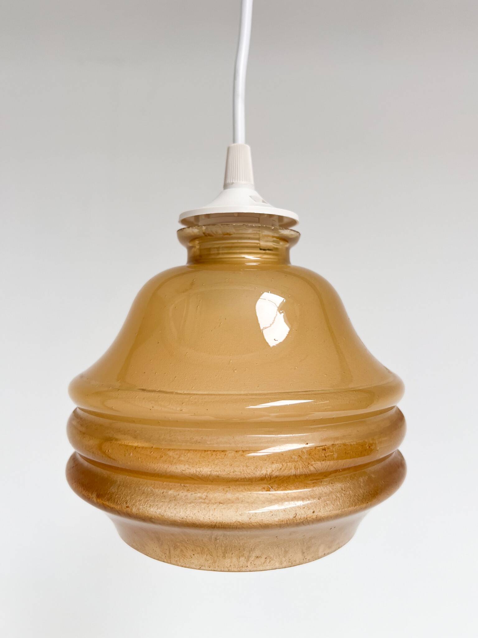 Lampe de plafond vintage couleur cognac, années 1960