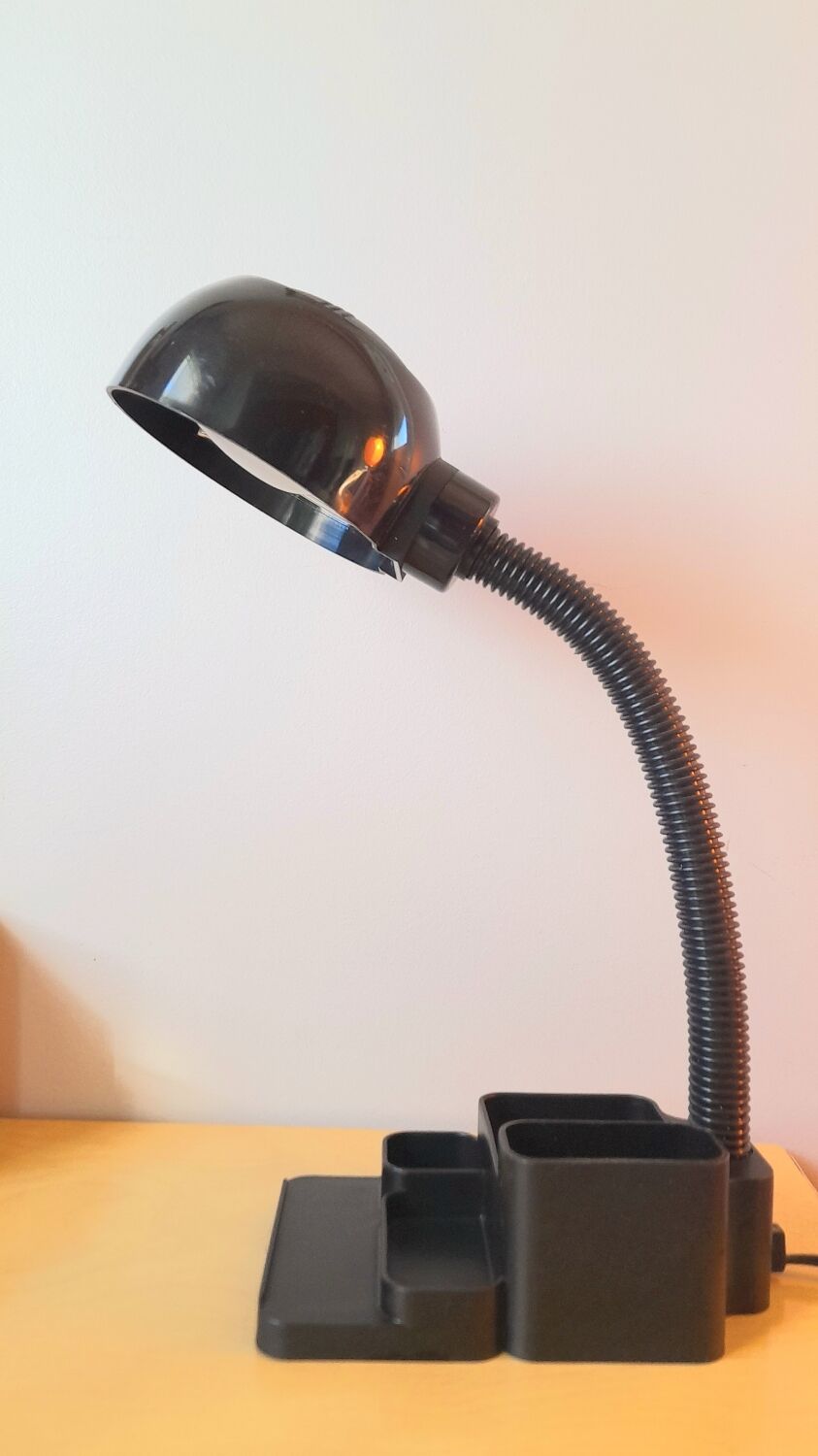 Sorter desk lamp