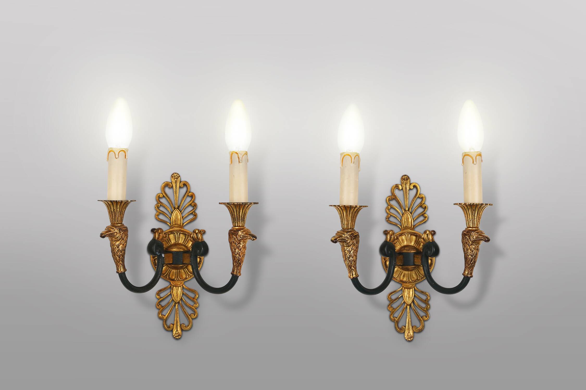 Impressive set of a large bronze Empire Chandelier with 2 wall lights, Belgium ca. 1950