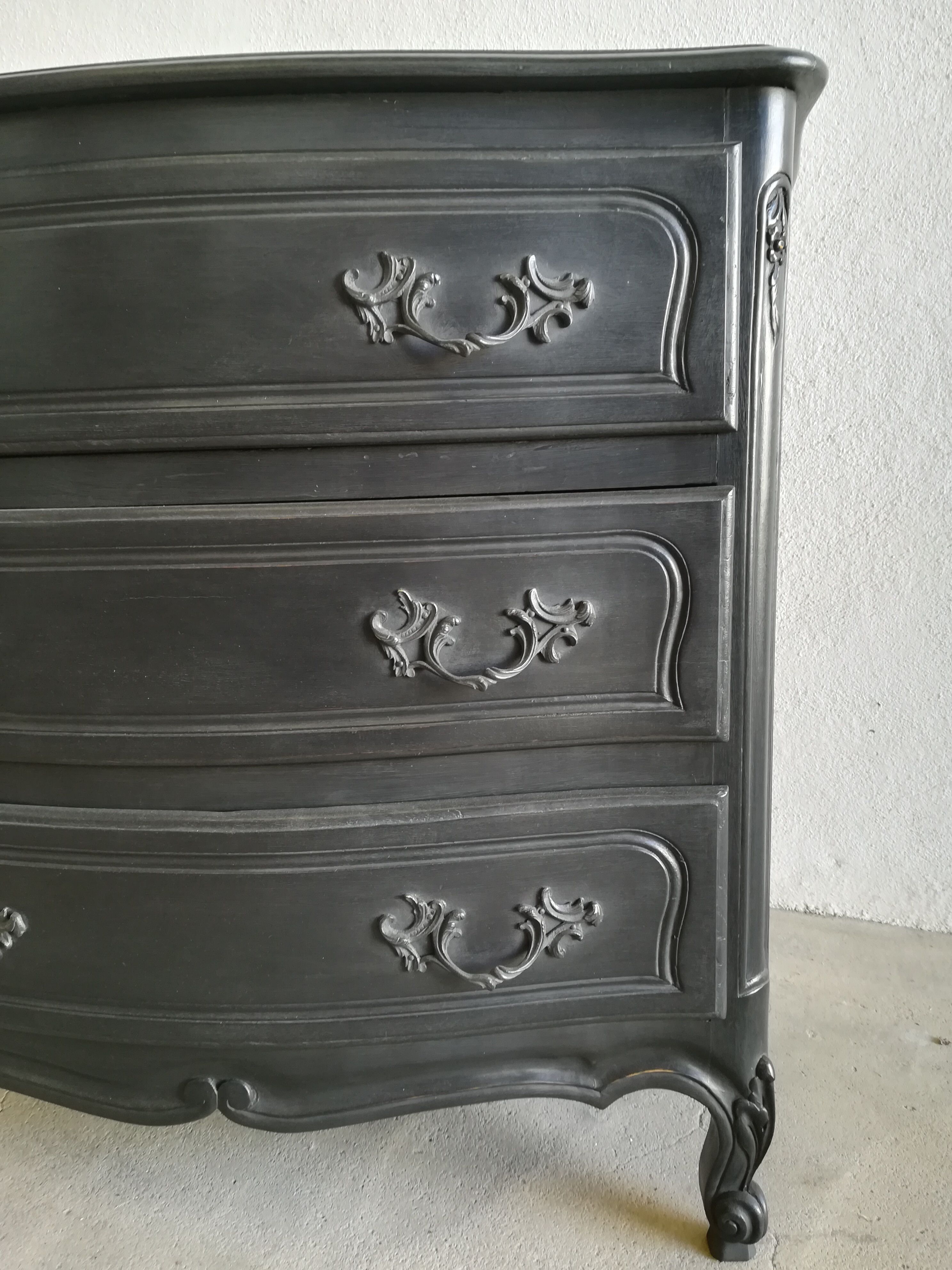 Louis XV style dresser