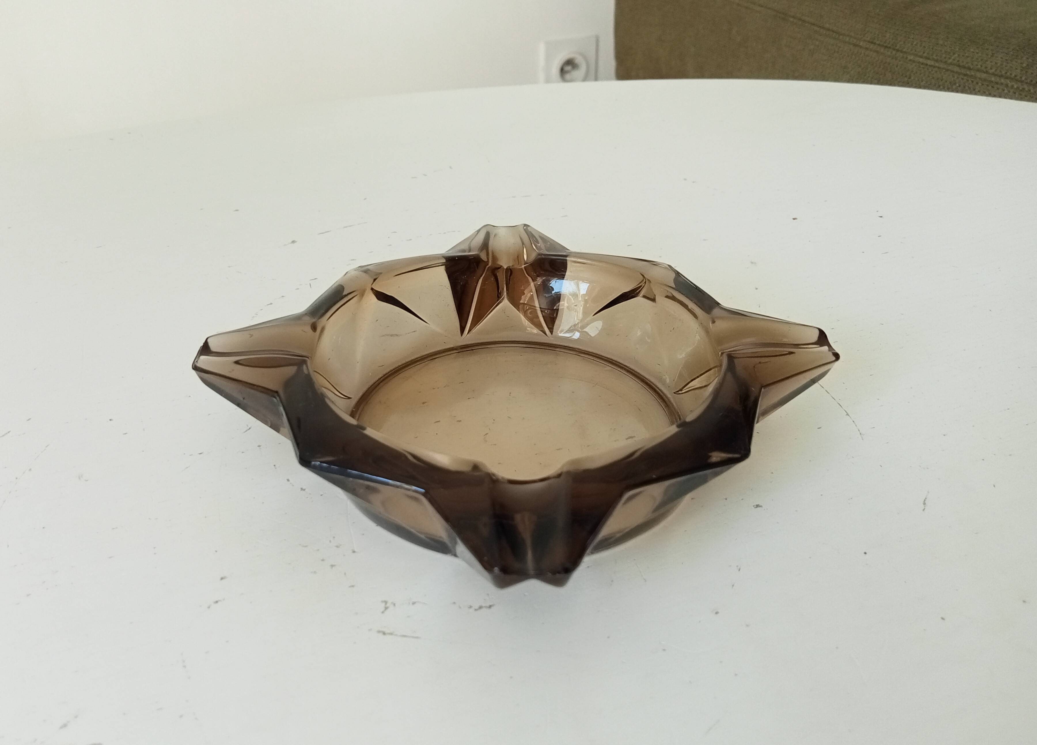 Cendrier Étoile par JG Durand Luminarc années 70