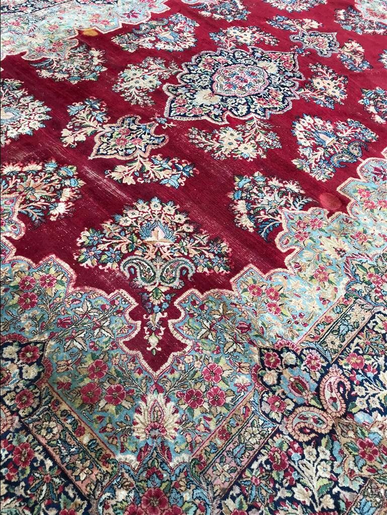 Persian Kerman rug handmade 273 x 353 cm