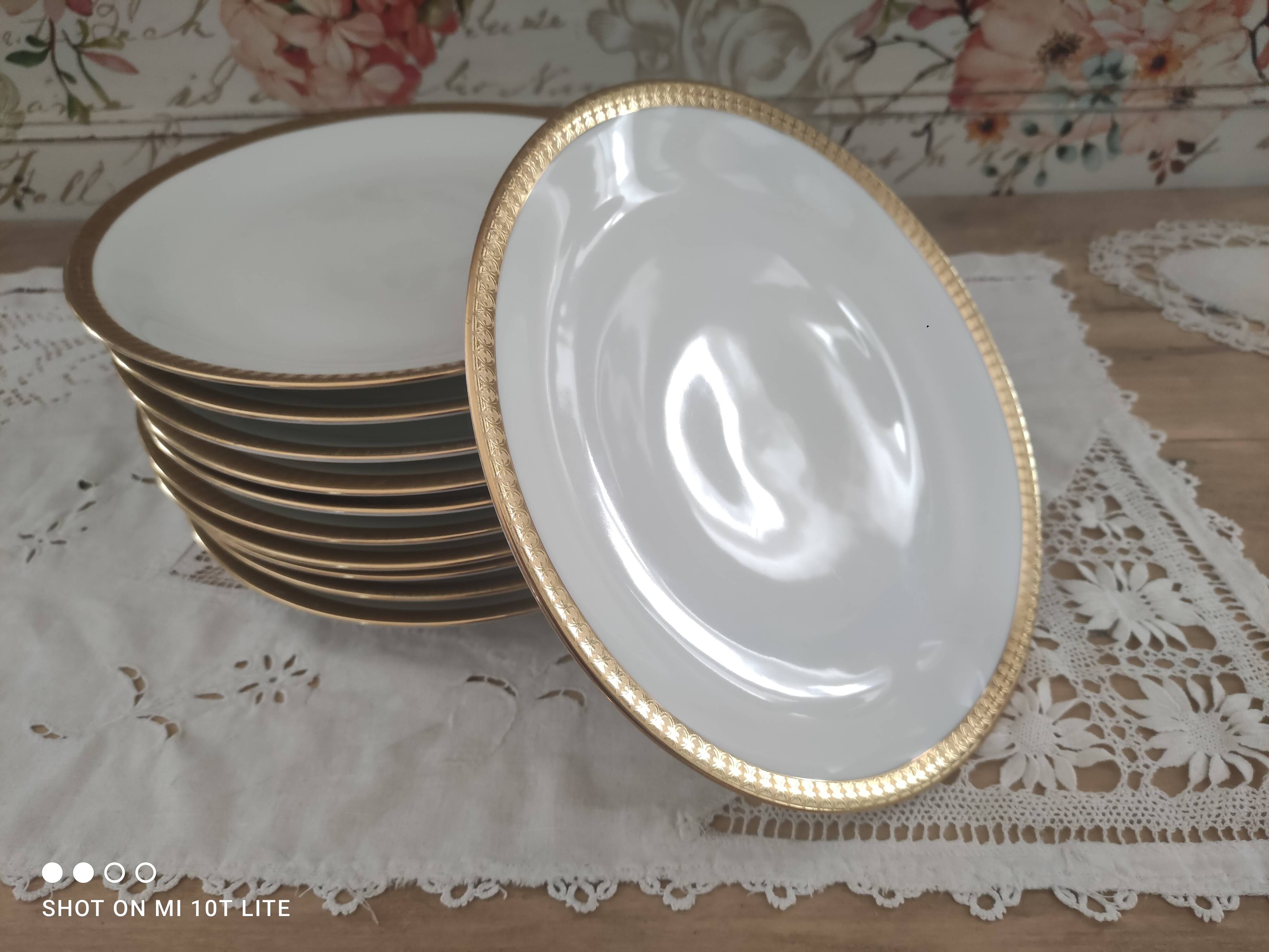 Lot assiettes en laiton - Collection