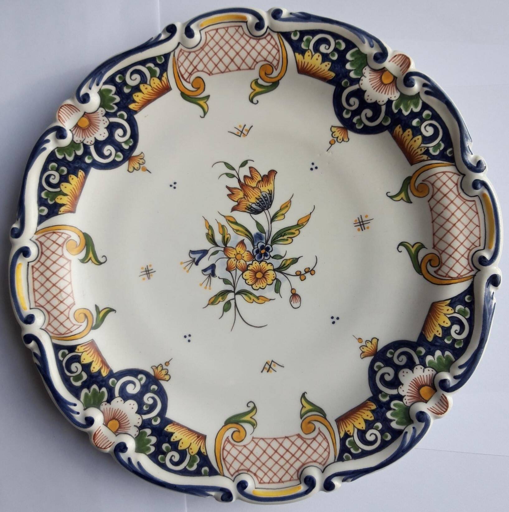 Decorative plate from Rouen signed René DELARUE