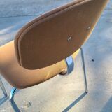 Chaise vintage stafor vers 1980